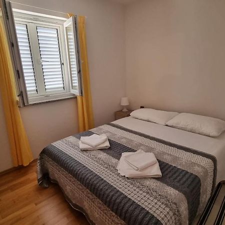 Apartments Miki Đảo Pag Ngoại thất bức ảnh