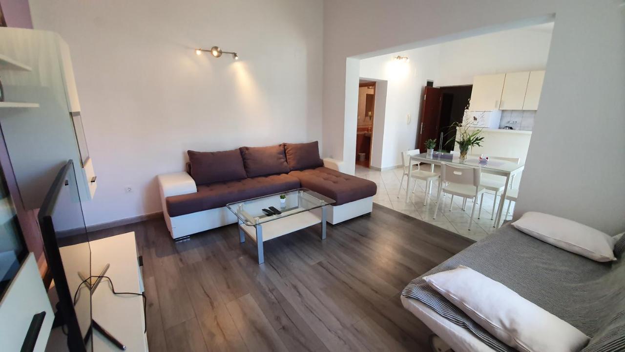 Apartments Miki Đảo Pag Ngoại thất bức ảnh