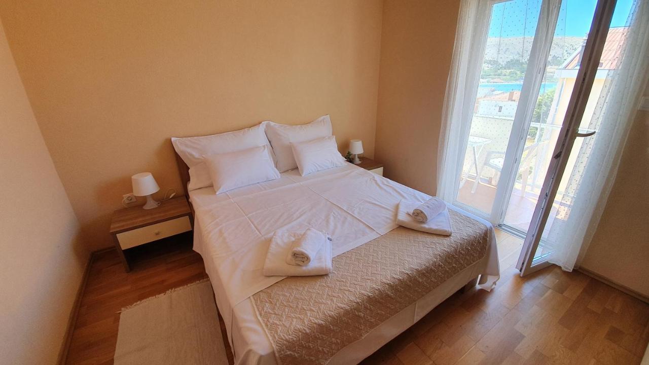 Apartments Miki Đảo Pag Ngoại thất bức ảnh