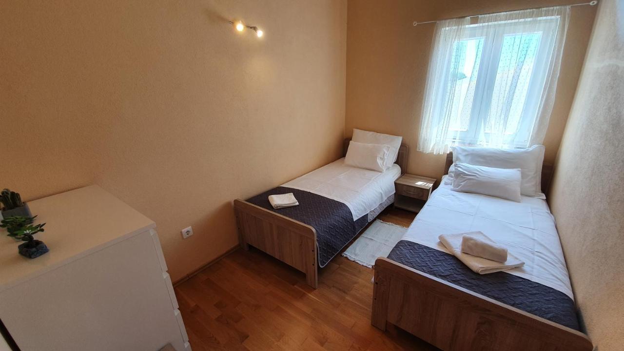 Apartments Miki Đảo Pag Ngoại thất bức ảnh