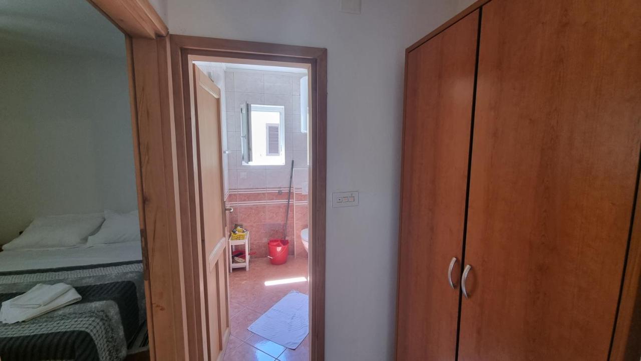 Apartments Miki Đảo Pag Ngoại thất bức ảnh